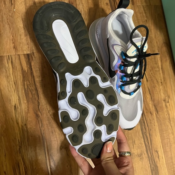 Nike Air Max React Amethyst Tint - Picture 3 of 4